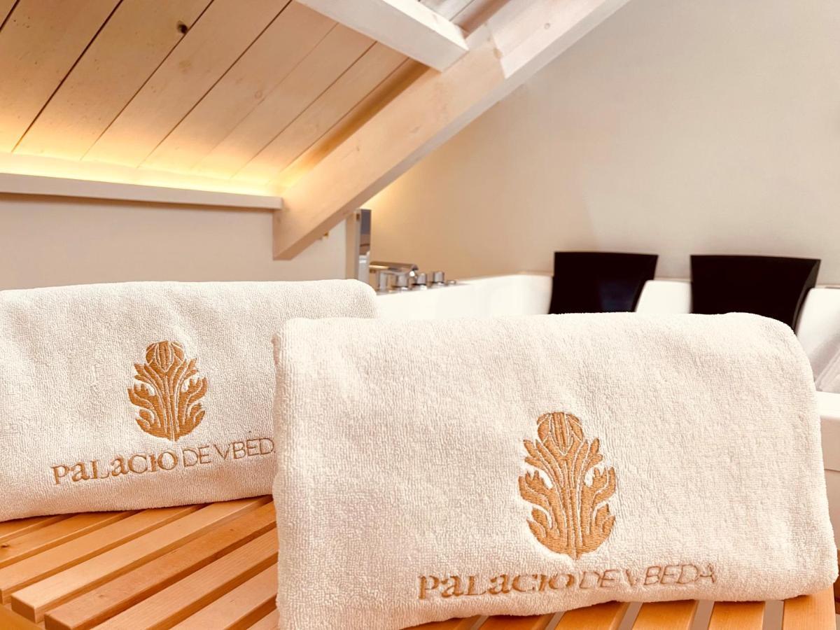 Hotel Palacio De Ubeda 5 G.L Dış mekan fotoğraf Sauna towels
