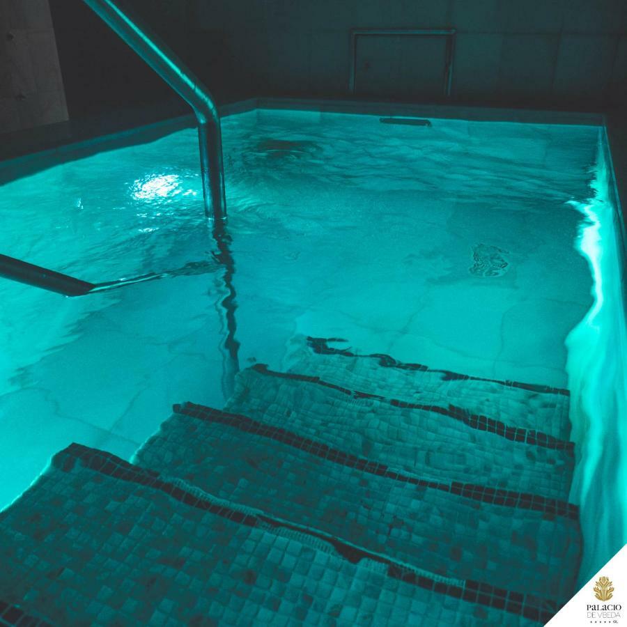 Hotel Palacio De Ubeda 5 G.L Dış mekan fotoğraf The pool at the Blue Grotto