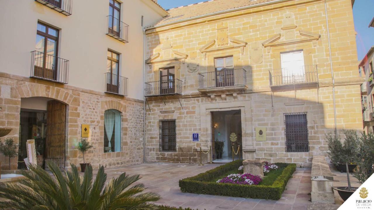 Hotel Palacio De Ubeda 5 G.L Dış mekan fotoğraf The courtyard of the museum