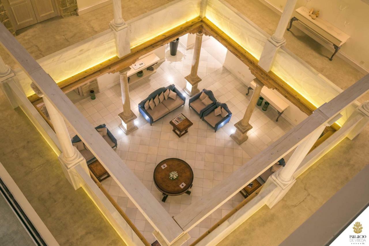 Hotel Palacio De Ubeda 5 G.L Dış mekan fotoğraf The interior of the hotel